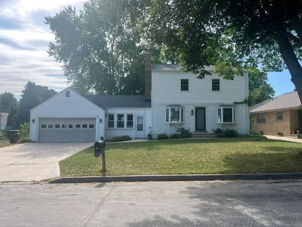 $499,000 | 2229 North 102nd Street, Wauwatosa, WI 53226