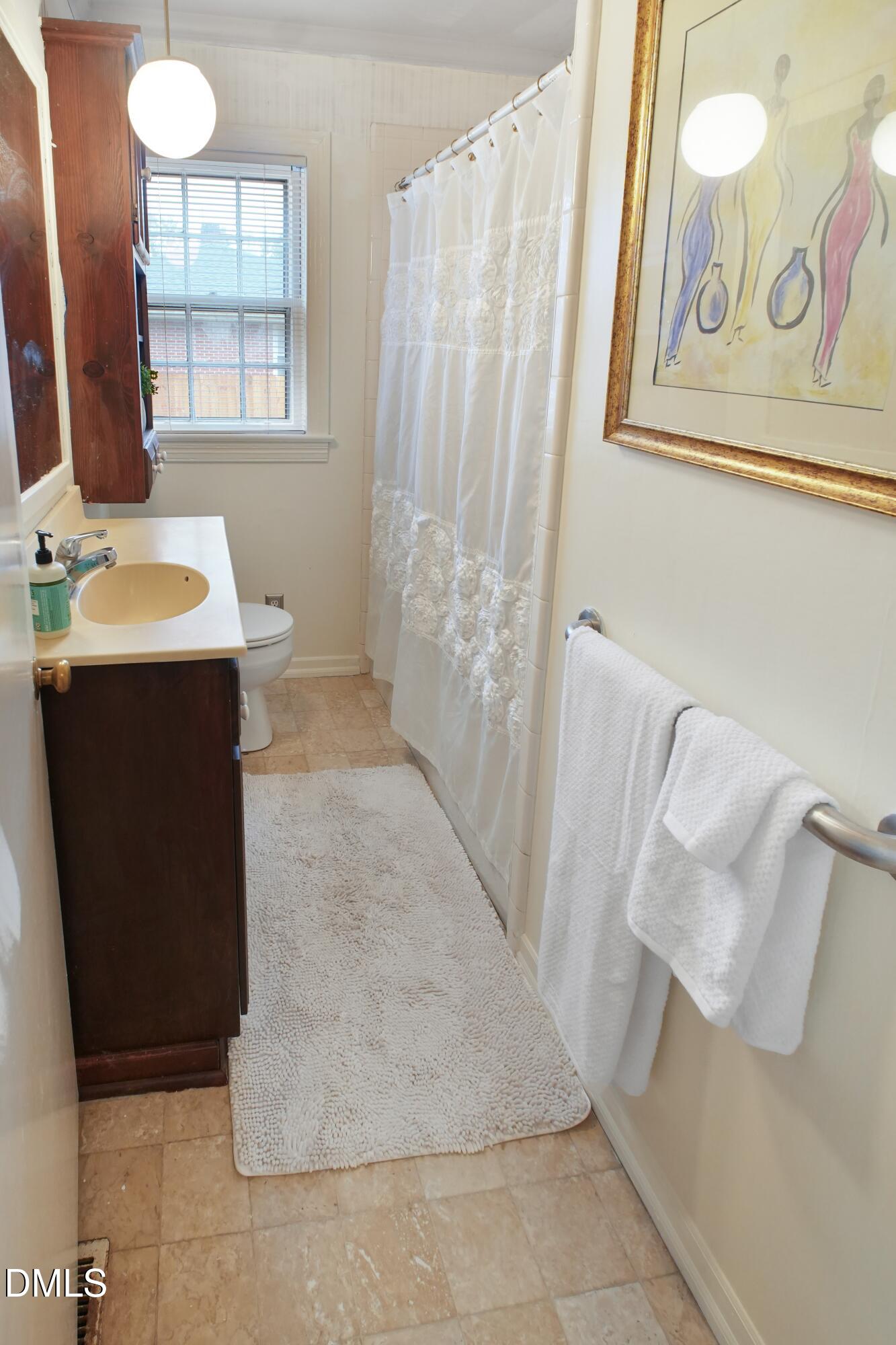 306 Warsaw Road Clinton, NC 28328 - Photo 39 of 42 Full Bath.