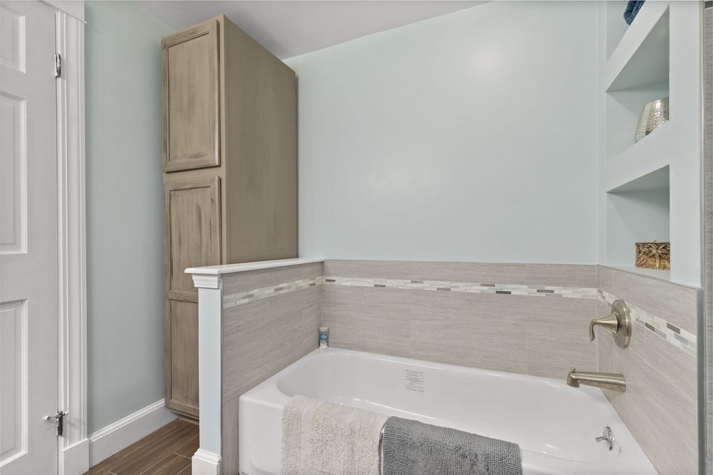 54 Fisher Road Weymouth, MA 02190 - Photo 26 of 42 Gallery Image 26