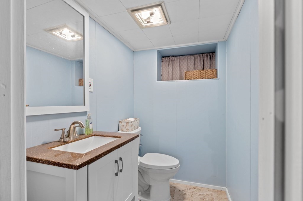 54 Fisher Road Weymouth, MA 02190 - Photo 34 of 42 Gallery Image 34