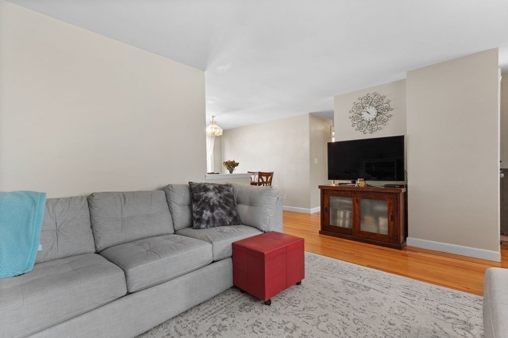 54 Fisher Road Weymouth, MA 02190 - Photo 6 of 42 Gallery Image 6