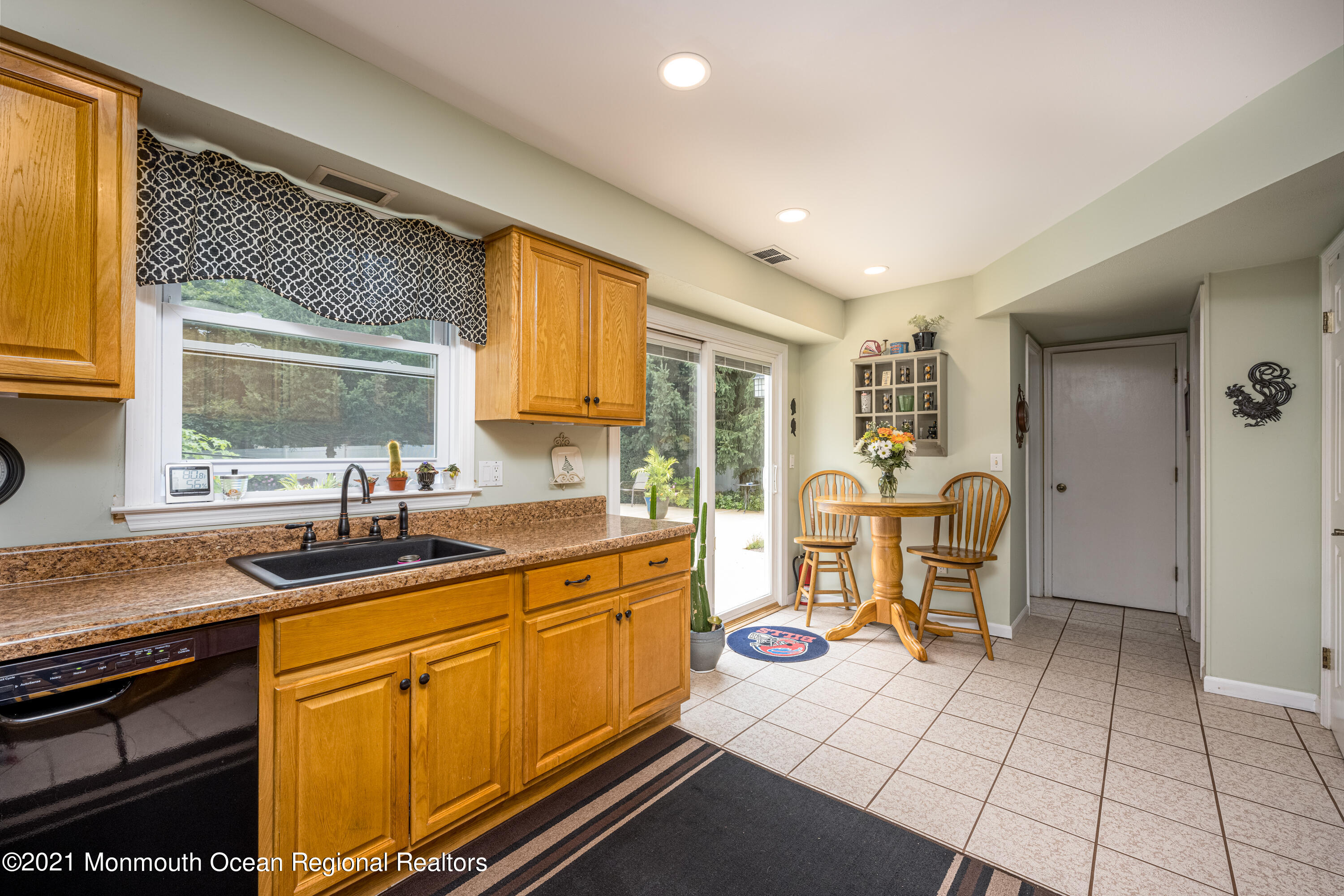 5 Spicy Pond Road Howell, NJ 07731 - Photo 11 of 24 5 Spicy Pond Rd-20