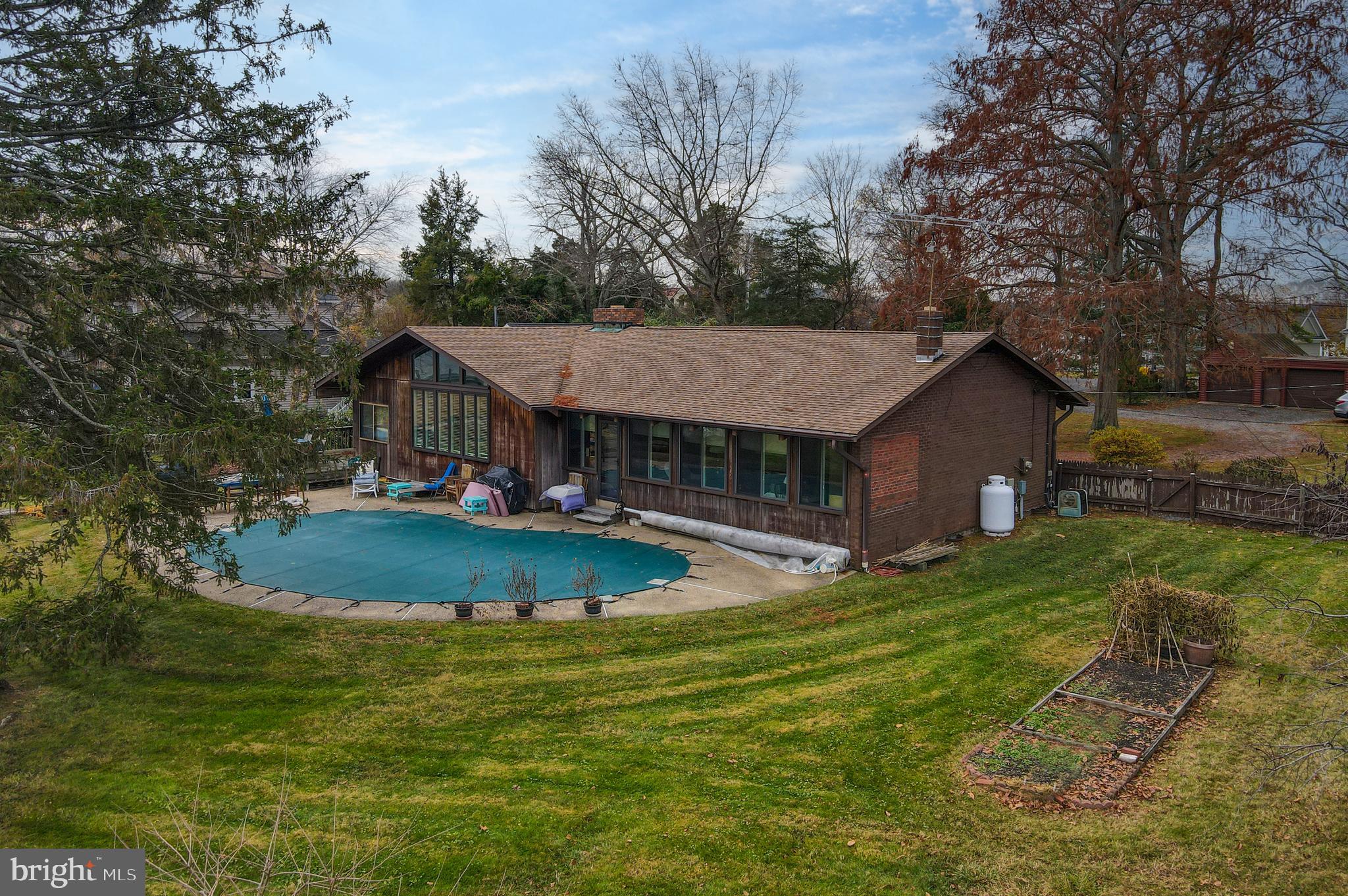 4929 East Chalk Point Road West River, MD 20778 - Photo 5 of 15 Gallery Image 5