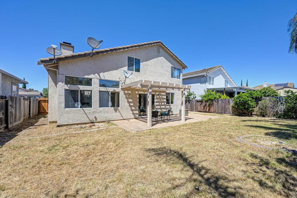 7828 Calzada Way Elk Grove, CA 95758 - Photo 55 of 58