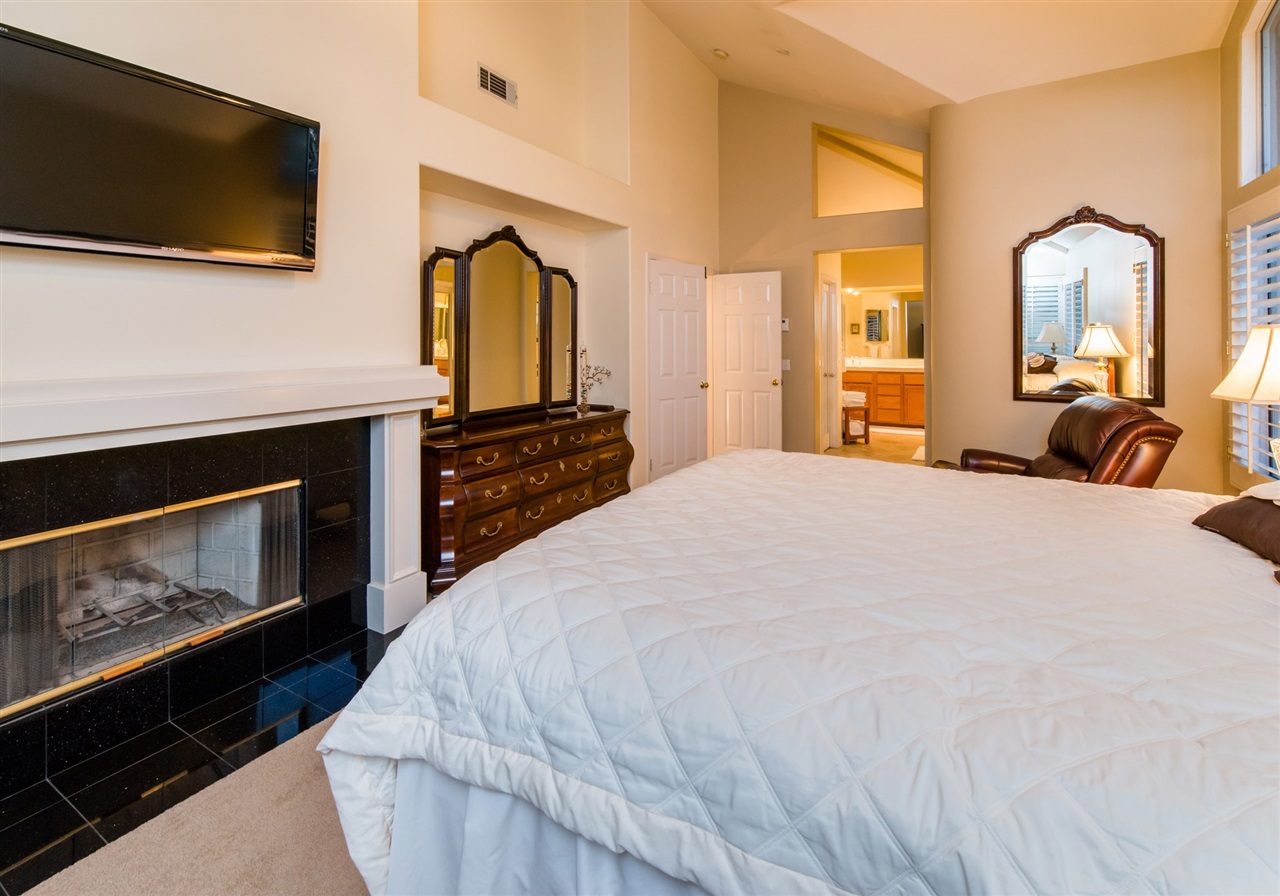 1756 Blackbird Circle Carlsbad, CA 92011 - Photo 14 of 25