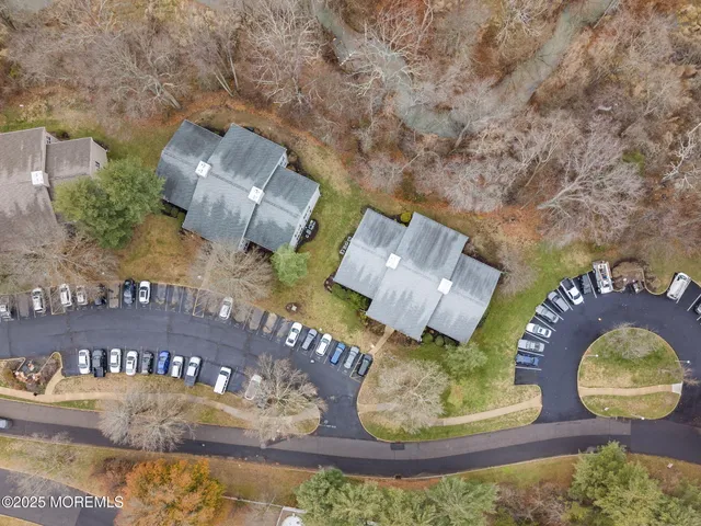 $365,000 | 5-6 Atlanta Court, Freehold, NJ 07728