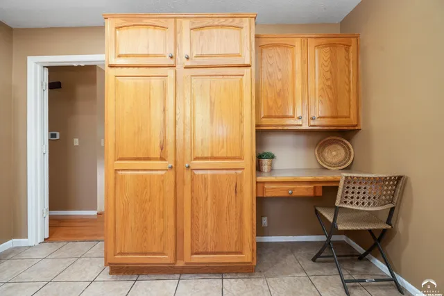 $324,900 | 3510 West 9th Court, Lawrence, KS 66049