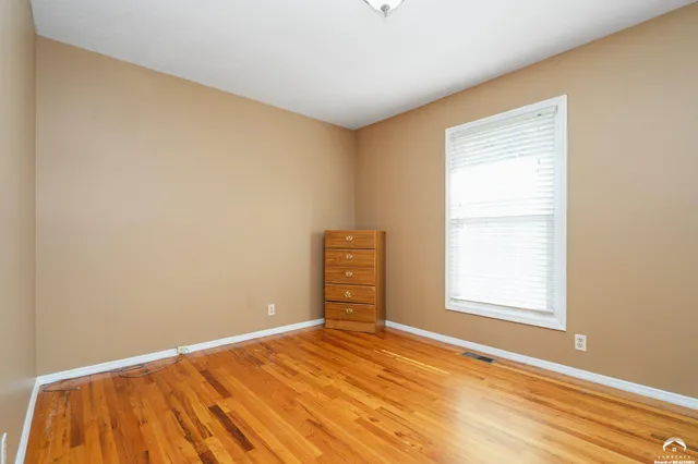 $324,900 | 3510 West 9th Court, Lawrence, KS 66049