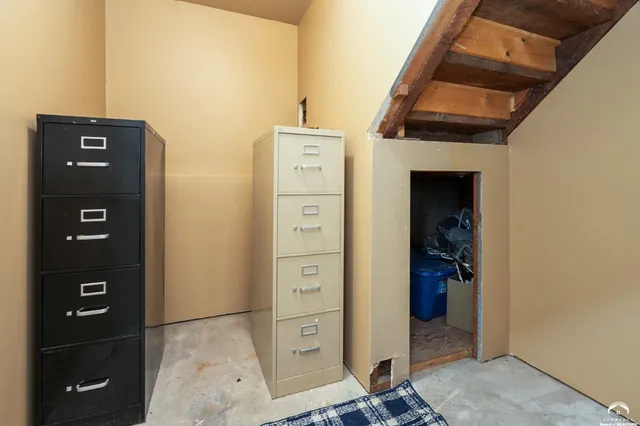 $324,900 | 3510 West 9th Court, Lawrence, KS 66049