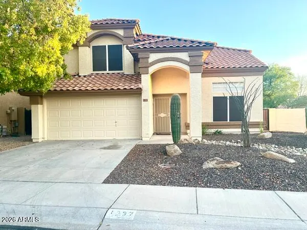 $2,950 | 1237 East Glenhaven Drive, Phoenix, AZ 85048