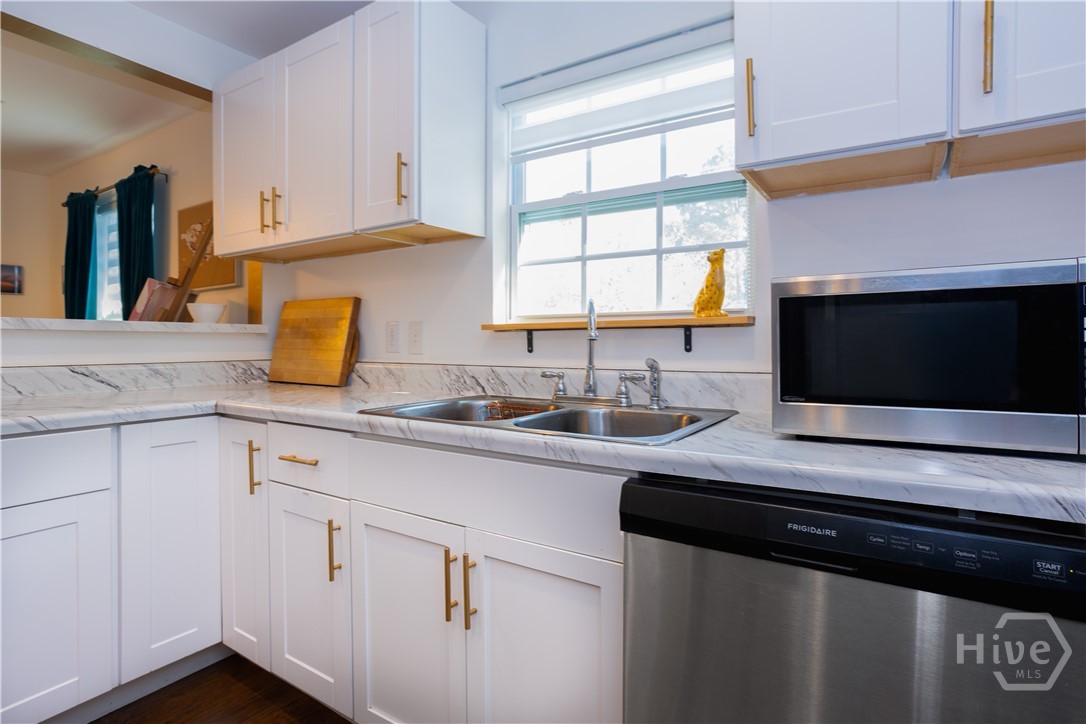 7 Fluke Avenue Savannah, GA 31405 - Photo 20 of 47