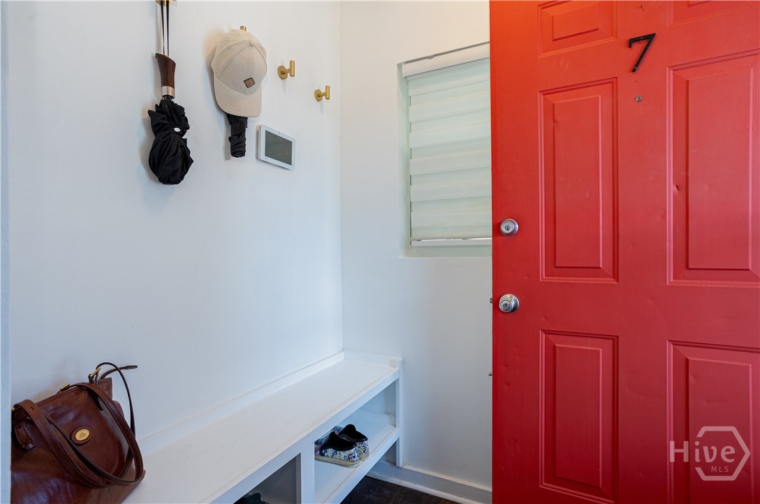 7 Fluke Avenue Savannah, GA 31405 - Photo 6 of 47