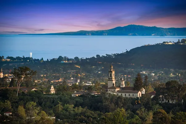 $2,499,000 | 2919 Kenmore Place, Santa Barbara, CA 93105