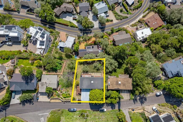 $2,499,000 | 2919 Kenmore Place, Santa Barbara, CA 93105