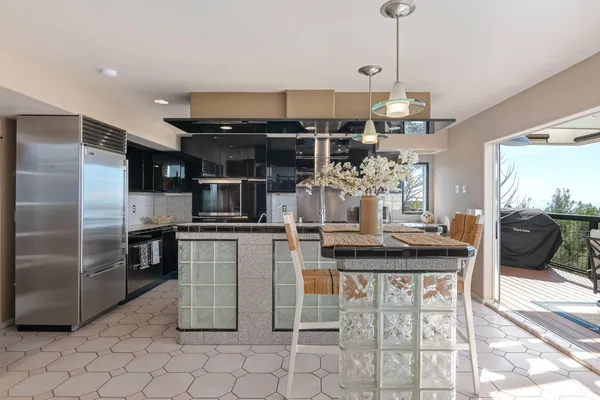 $2,499,000 | 2919 Kenmore Place, Santa Barbara, CA 93105