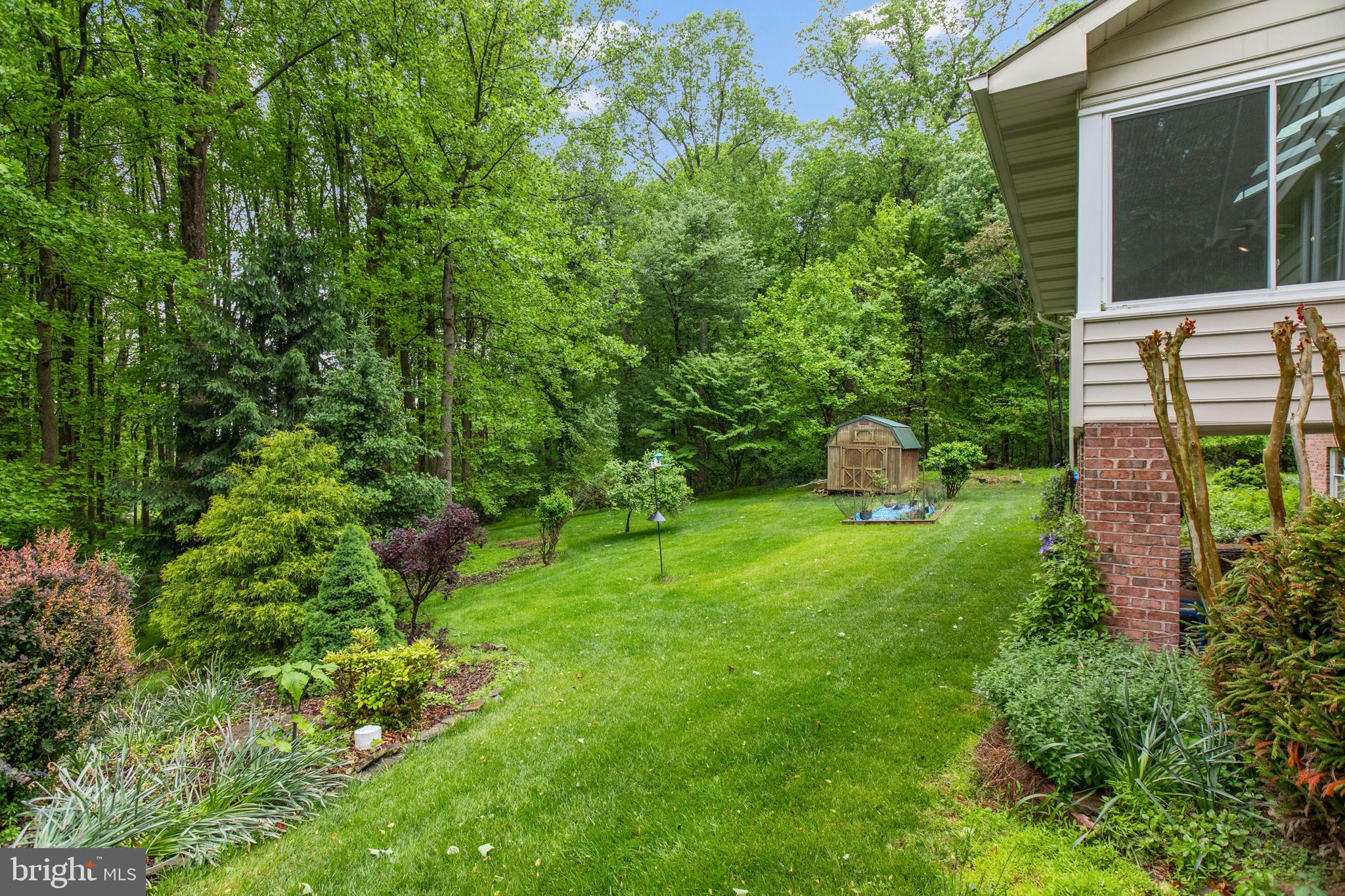 5602 Patterson Road Baldwin, MD 21013 - Photo 23 of 88 Landscaping