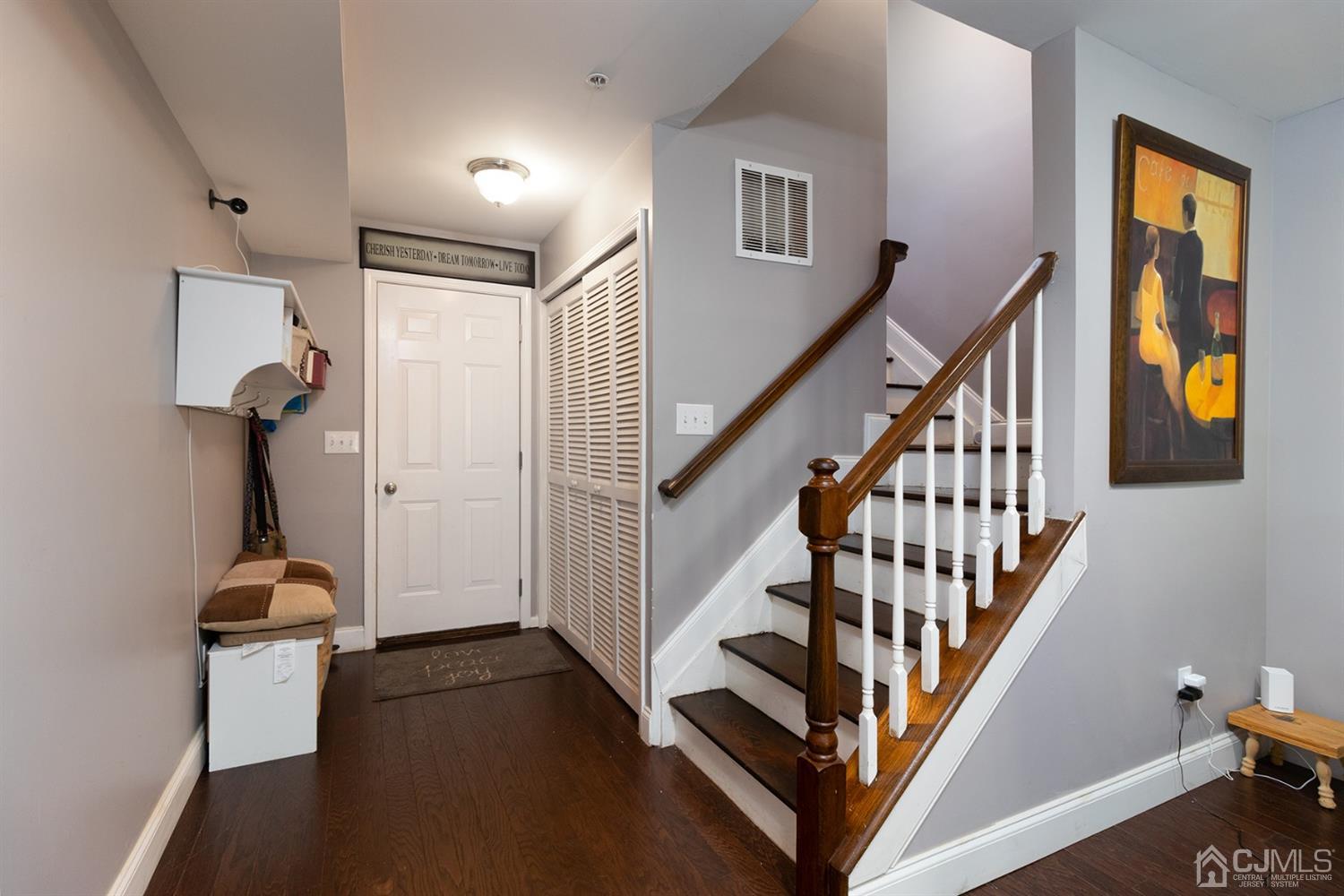 29 Raritan Reach Road South Amboy, NJ 08879 - Photo 4 of 19 Gallery Image 4