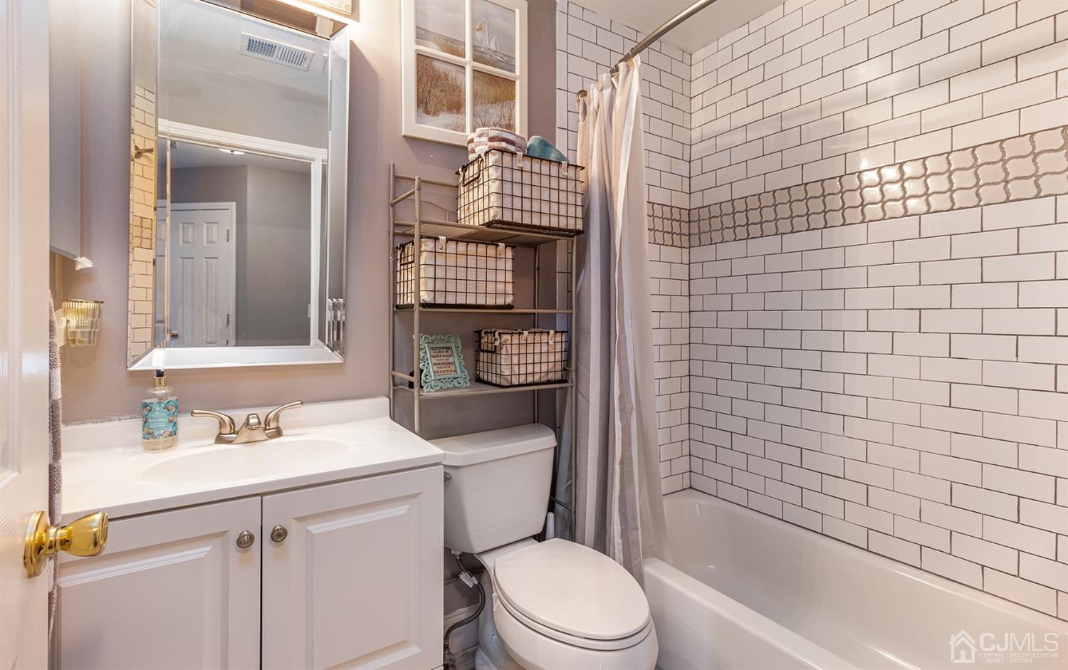 29 Raritan Reach Road South Amboy, NJ 08879 - Photo 9 of 19 Gallery Image 9