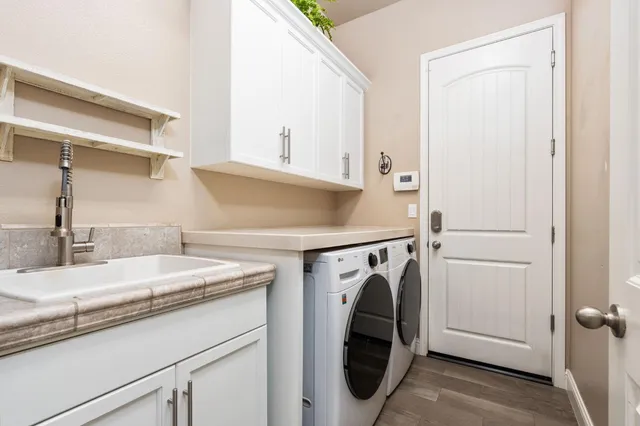 $585,000 | 2237 Donner Avenue, Clovis, CA 93611