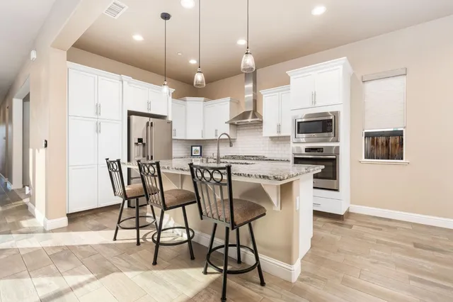 $585,000 | 2237 Donner Avenue, Clovis, CA 93611