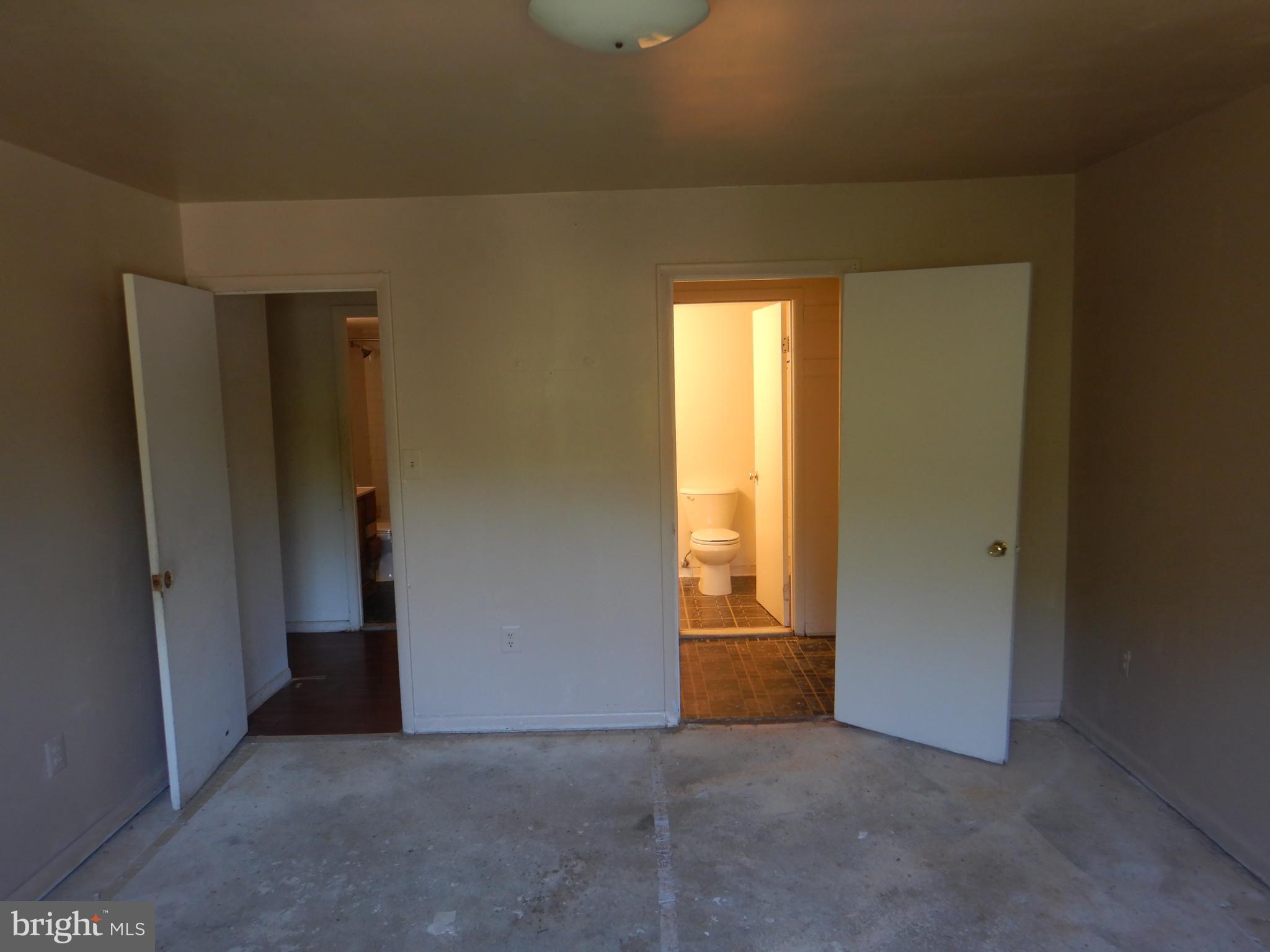 8830 Piney Branch Road, Unit 401 Silver Spring, MD 20903 - Photo 13 of 17 an empty room with windows