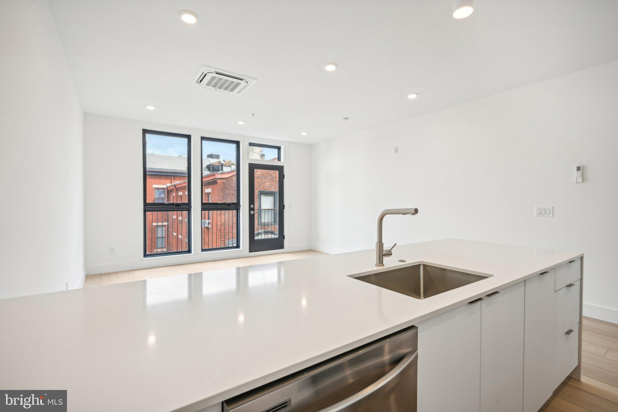 2007 Cambridge Street, Unit 10A Philadelphia, PA 19130 - Photo 11 of 20