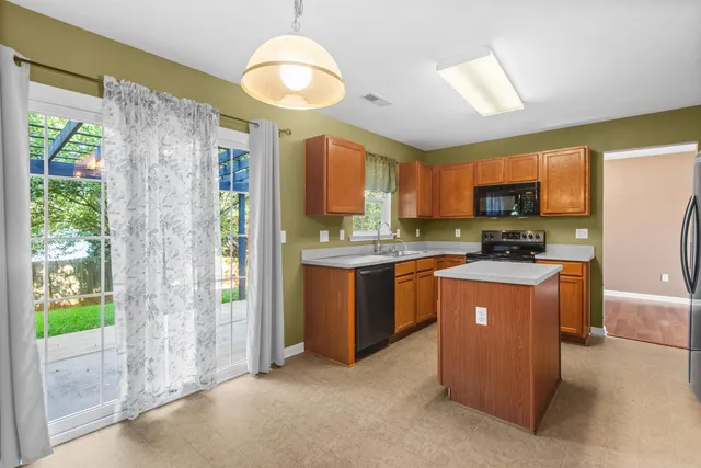 $299,000 | 118 Moonshadow Court, Duncan, SC 29334