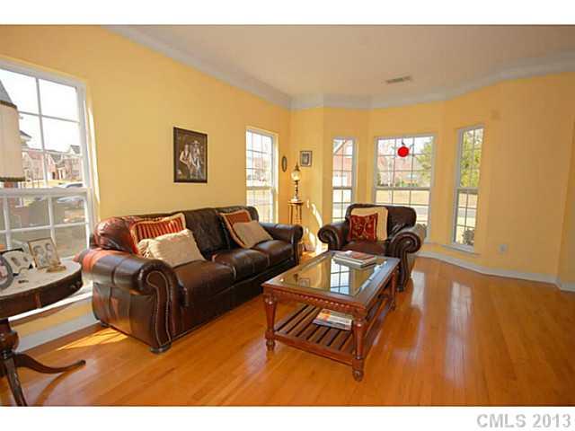 460 Sheltered Cove Court Fort Mill, SC 29708 - Photo 3 of 16 Gallery Image 3