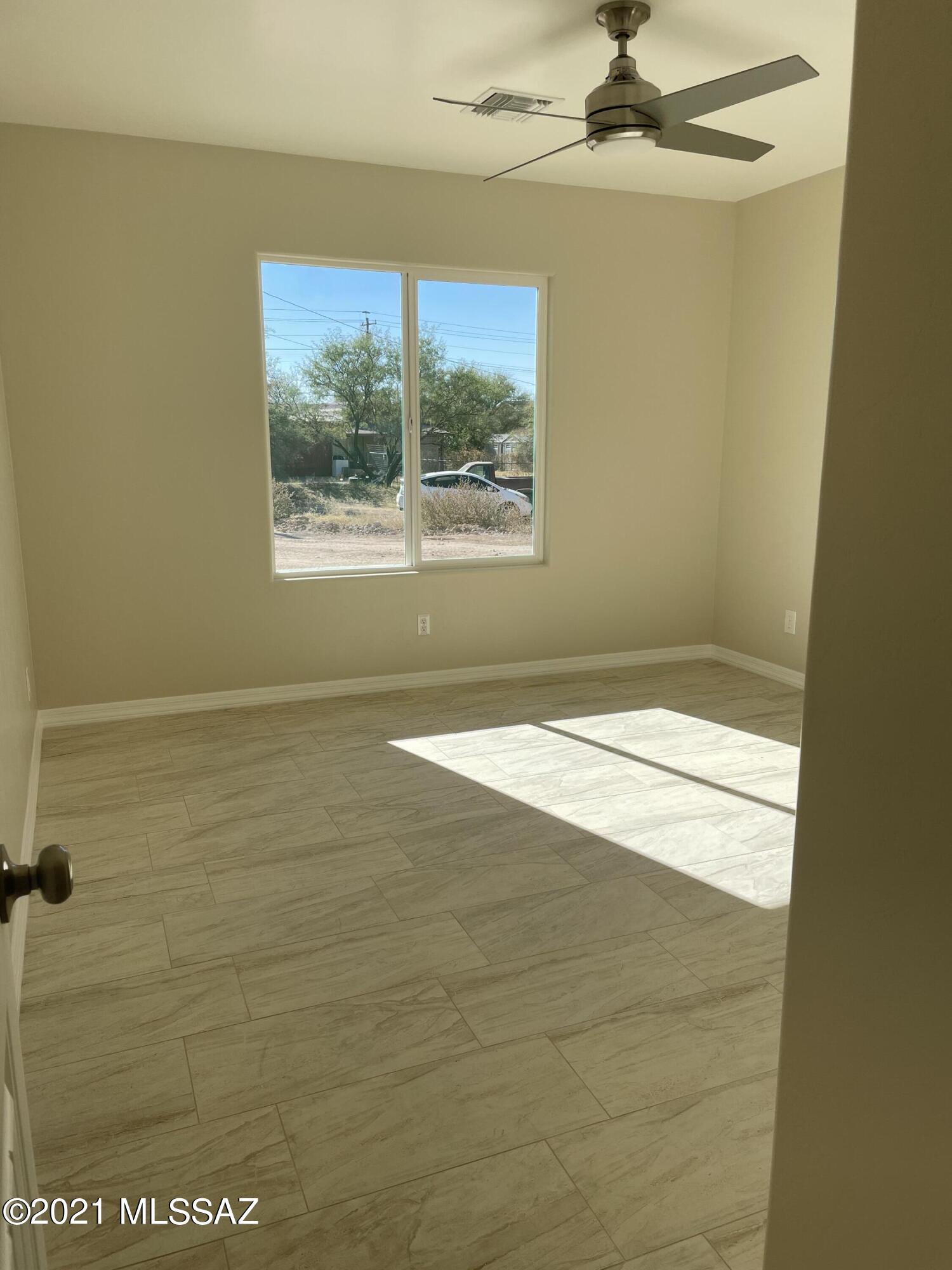 919 Calle Castro Rio Rico, AZ 85648 - Photo 7 of 11