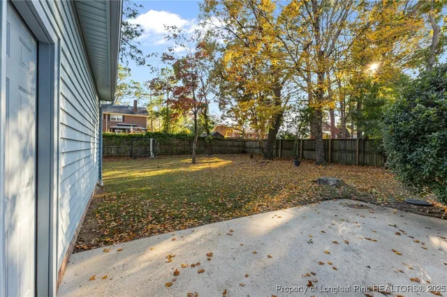 a house view with a outdoor space
