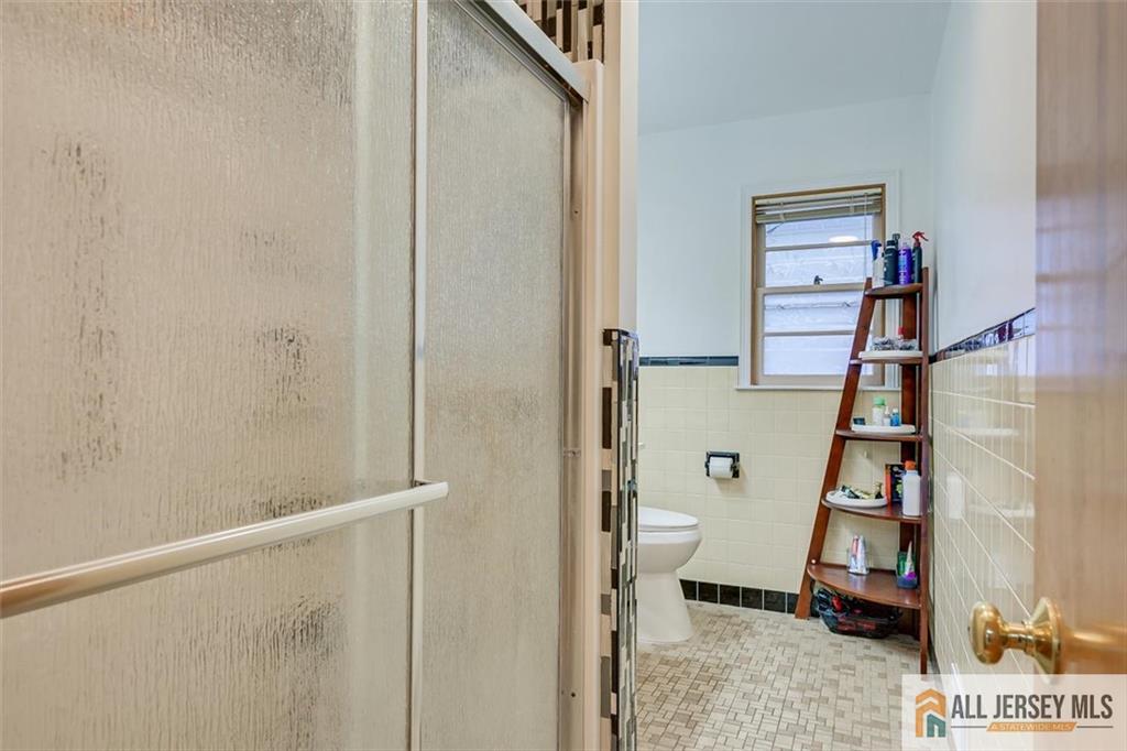 26 Goodwill Place Metuchen, NJ 08840 - Photo 20 of 34