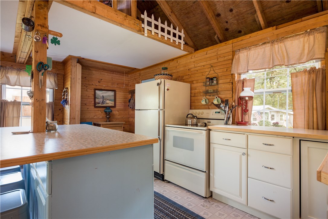 59W Budlong Farm Road Warwick, RI 02886 - Photo 8 of 24
