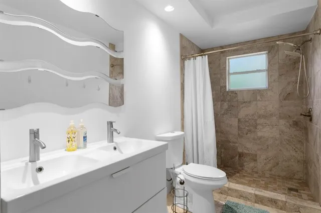 $2,400 | 1343 Highland Avenue Northwest, Tarpon Springs, FL 34689