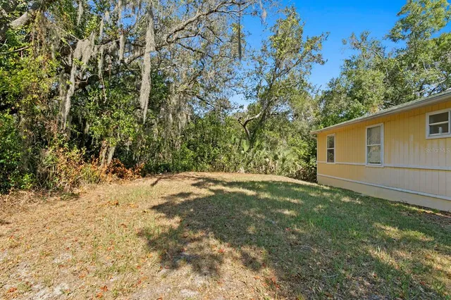 $2,400 | 1343 Highland Avenue Northwest, Tarpon Springs, FL 34689