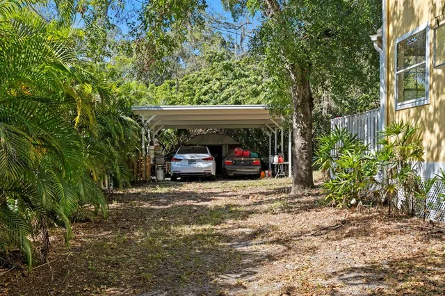 $2,400 | 1343 Highland Avenue Northwest, Tarpon Springs, FL 34689