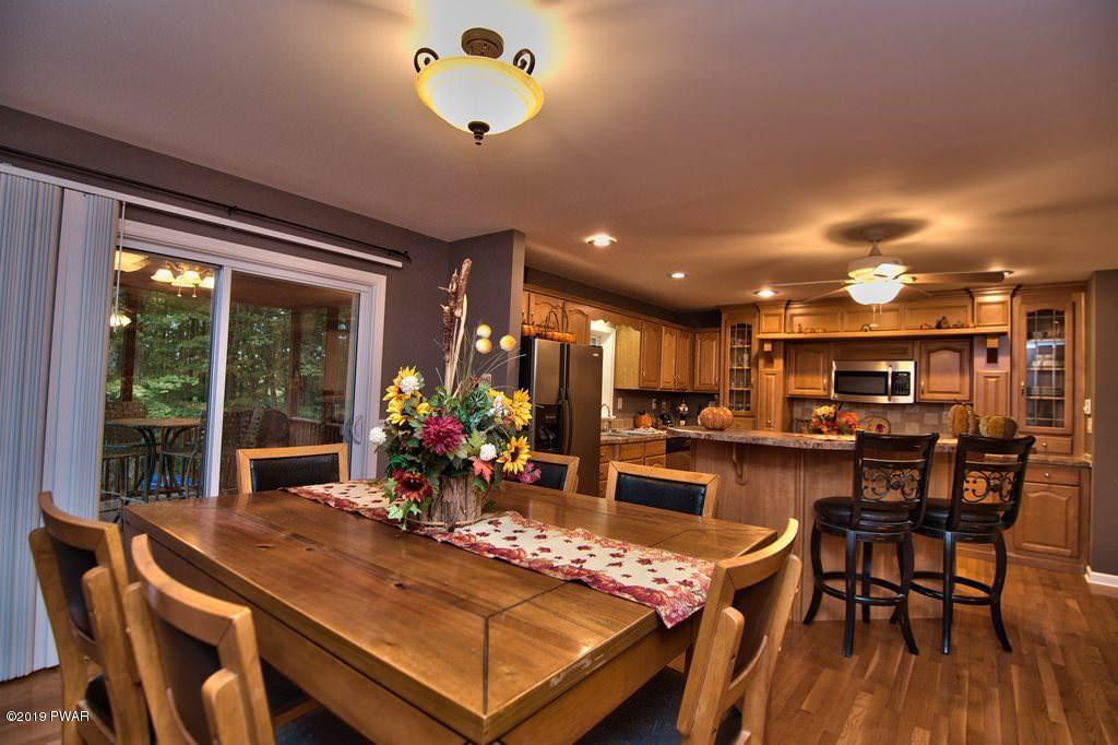 113 Ridgewood Circle Lake Ariel, PA 18436 - Photo 13 of 43 Kitchen/Dining Area