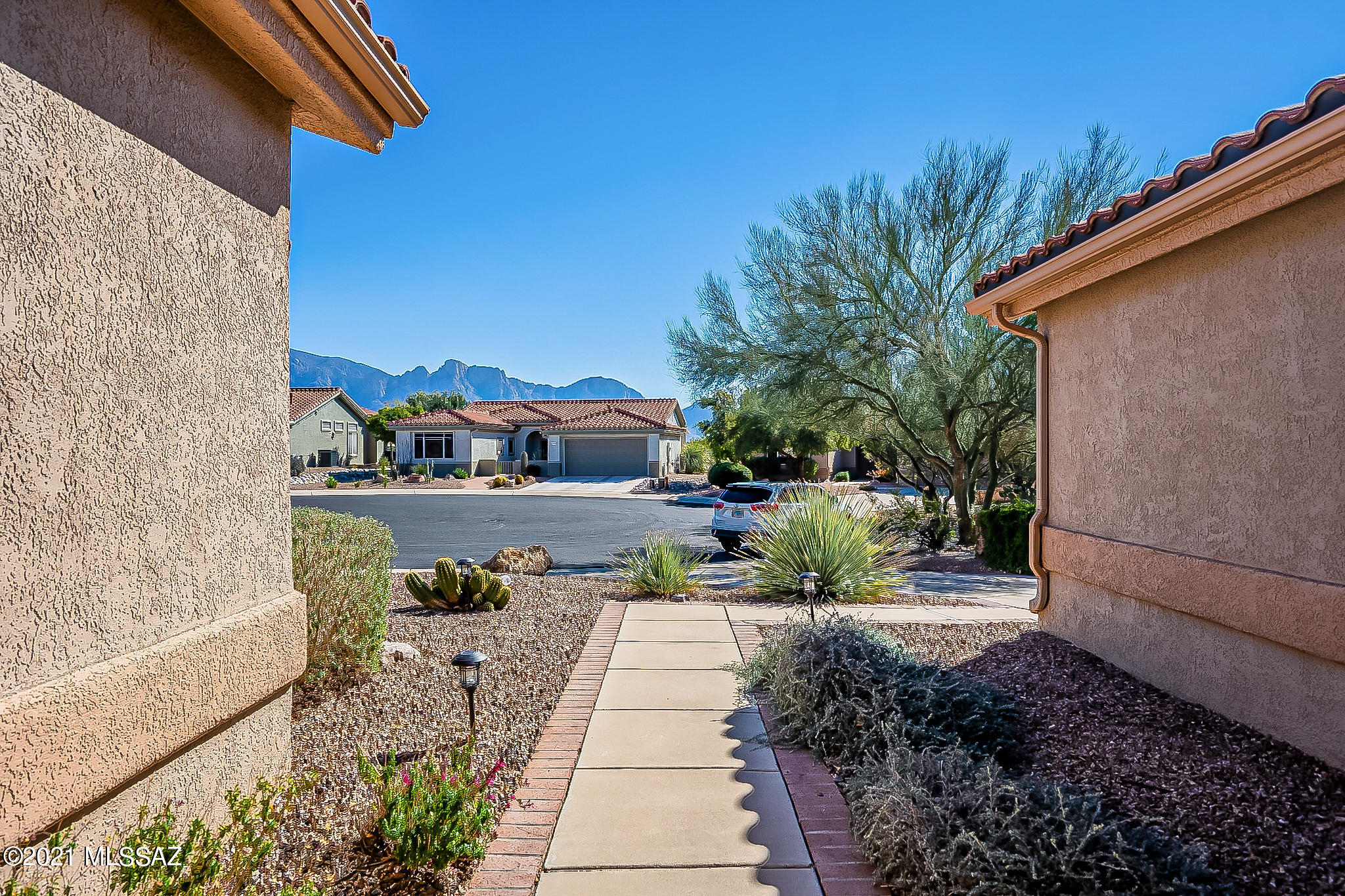 1055 East Ritz Court Tucson, AZ 85755 - Photo 5 of 50