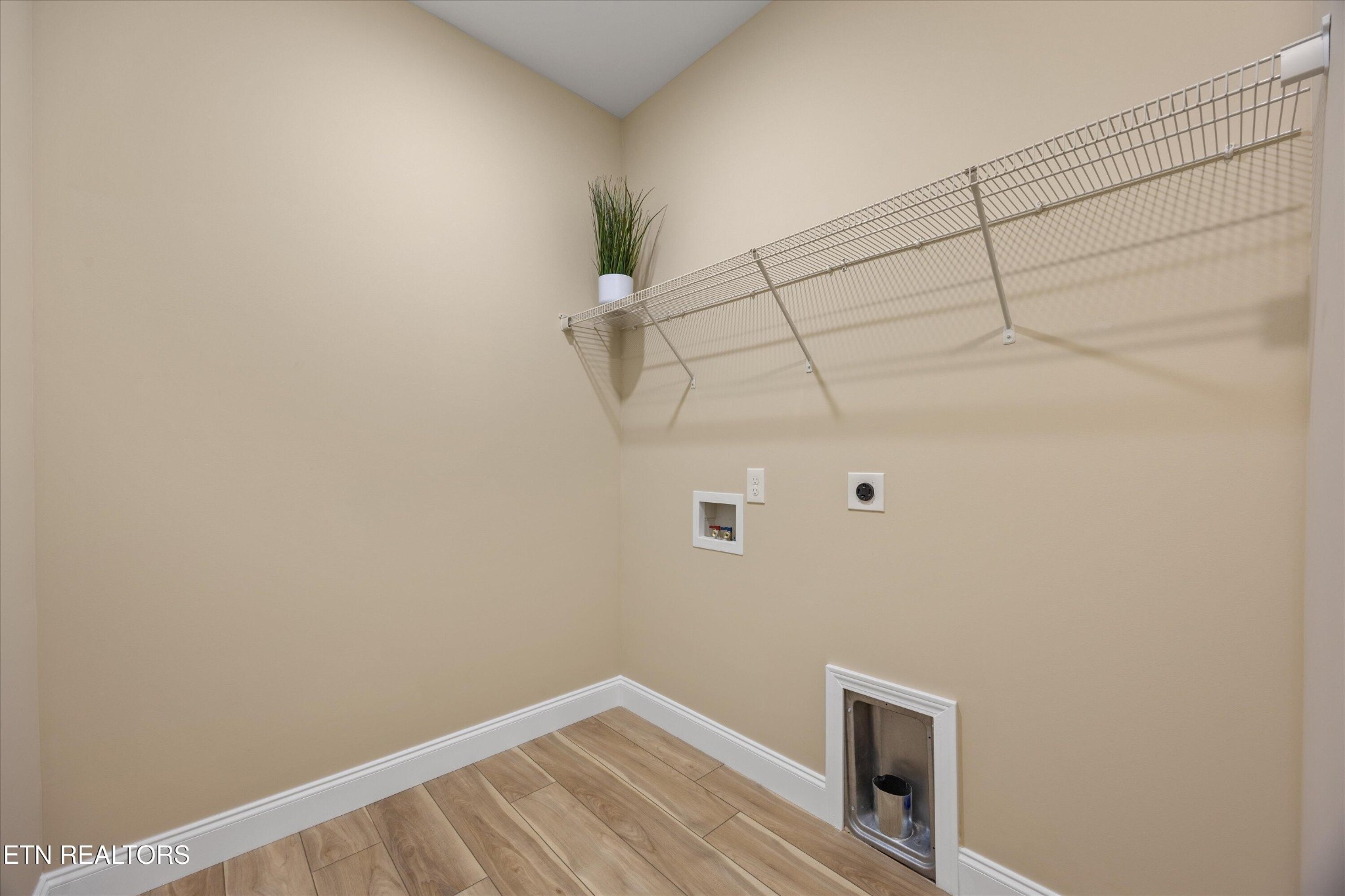 210 Daniel Morris Point Clinton, TN 37716 - Photo 18 of 45 a view of a room with racks on the wall