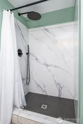 $2,795 | 7638 Winona Avenue North, Unit B, Seattle, WA 98103