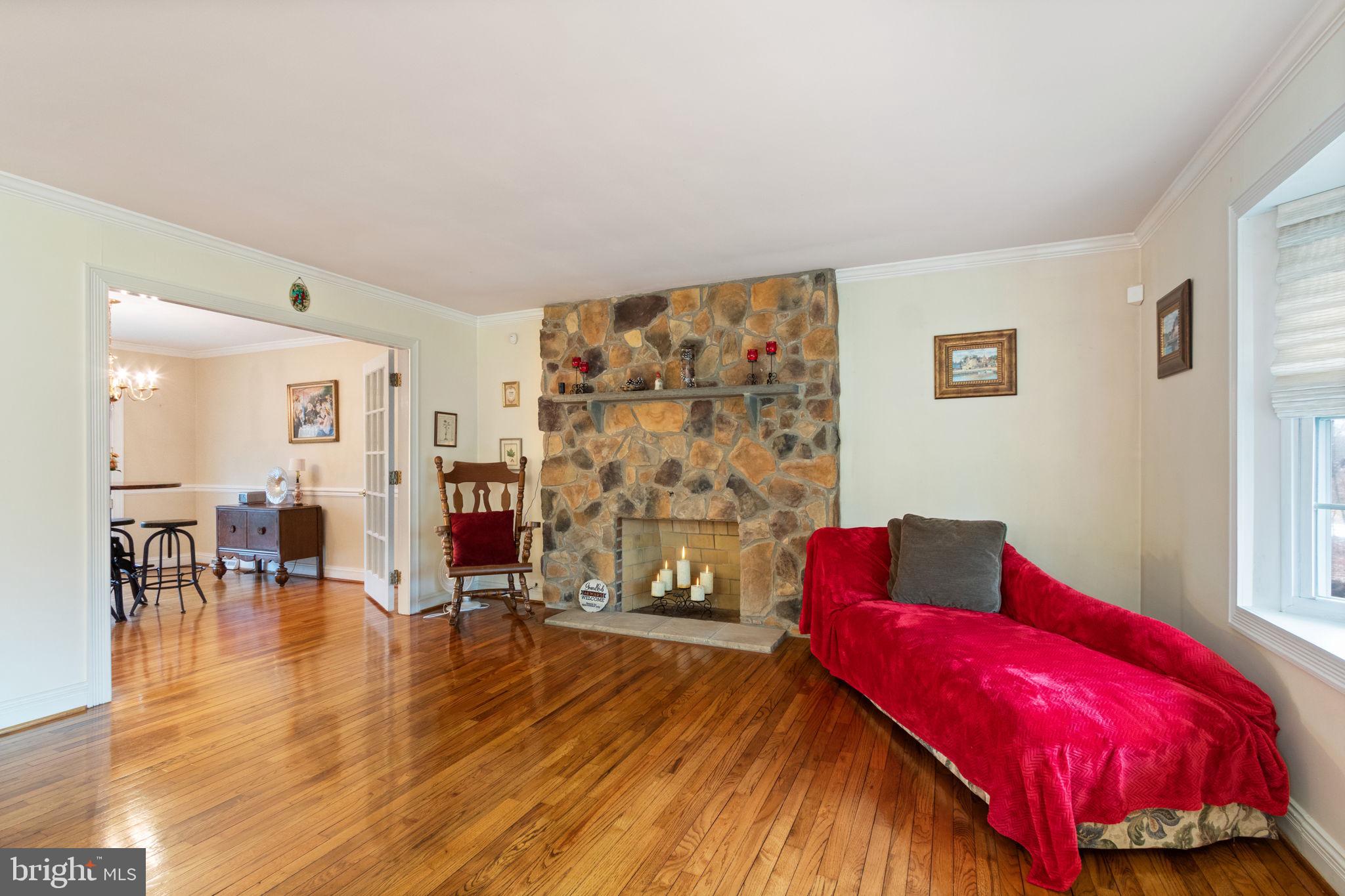 54 Richards Ferry Road Fredericksburg, VA 22406 - Photo 10 of 53 a living room with furniture and wooden floor