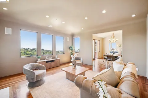 $2,475,000 | 6611 Elverton Drive, Oakland, CA 94611