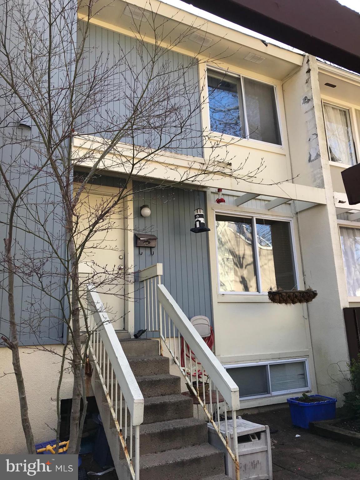 2357 Southgate Square Reston, VA 20191 - Photo 1 of 32