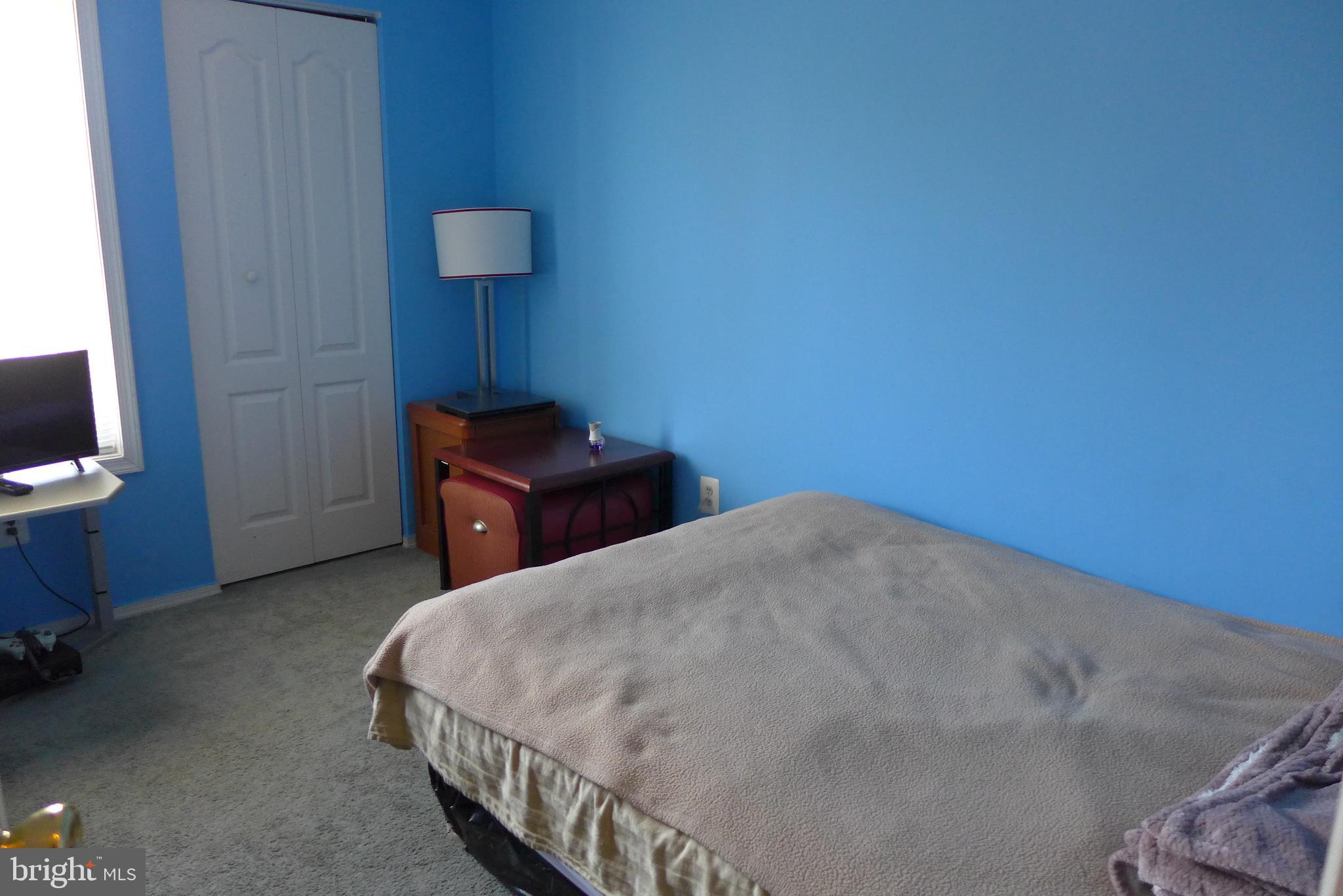 2357 Southgate Square Reston, VA 20191 - Photo 12 of 32 3rd bedroom