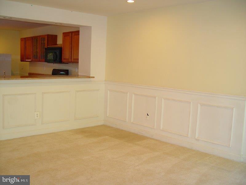 2357 Southgate Square Reston, VA 20191 - Photo 23 of 32 Dining area