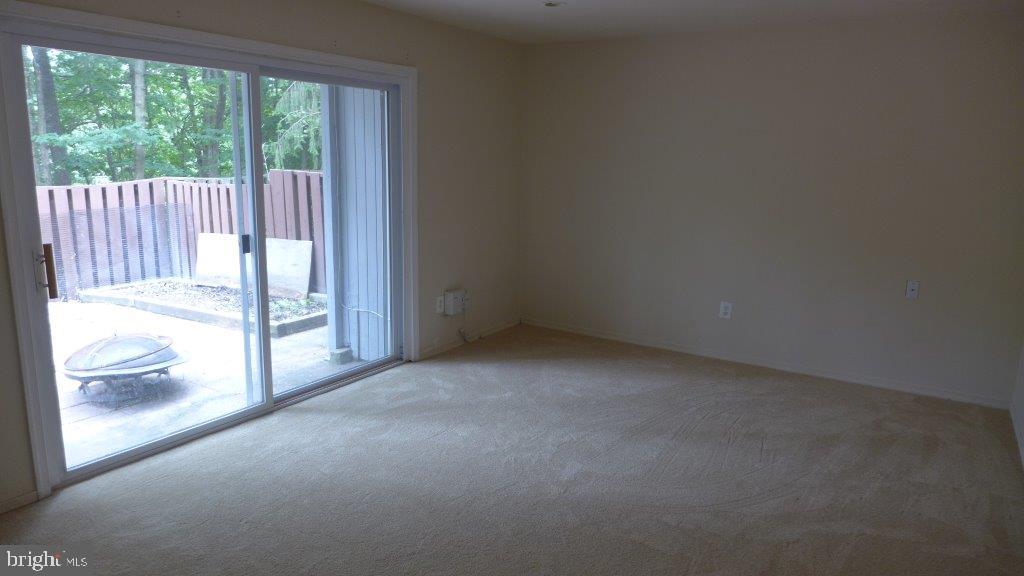 2357 Southgate Square Reston, VA 20191 - Photo 30 of 32 Basement recreation room