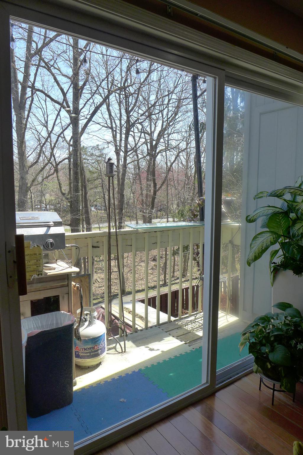 2357 Southgate Square Reston, VA 20191 - Photo 8 of 32 Deck