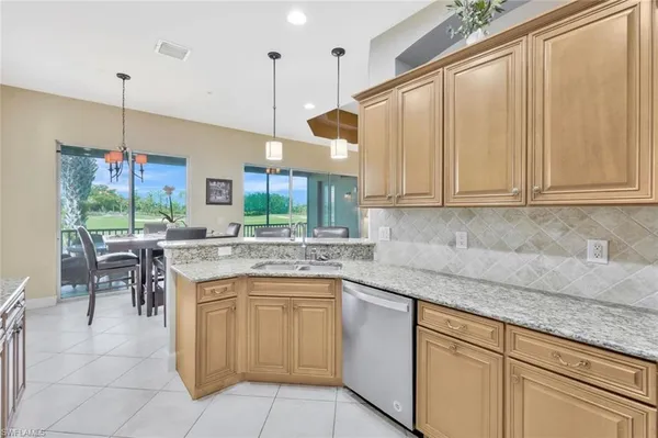 $8,000 | 9537 Ironstone Terrace, Unit 201, Naples, FL 34120