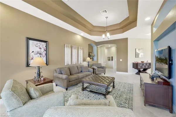 $8,000 | 9537 Ironstone Terrace, Unit 201, Naples, FL 34120