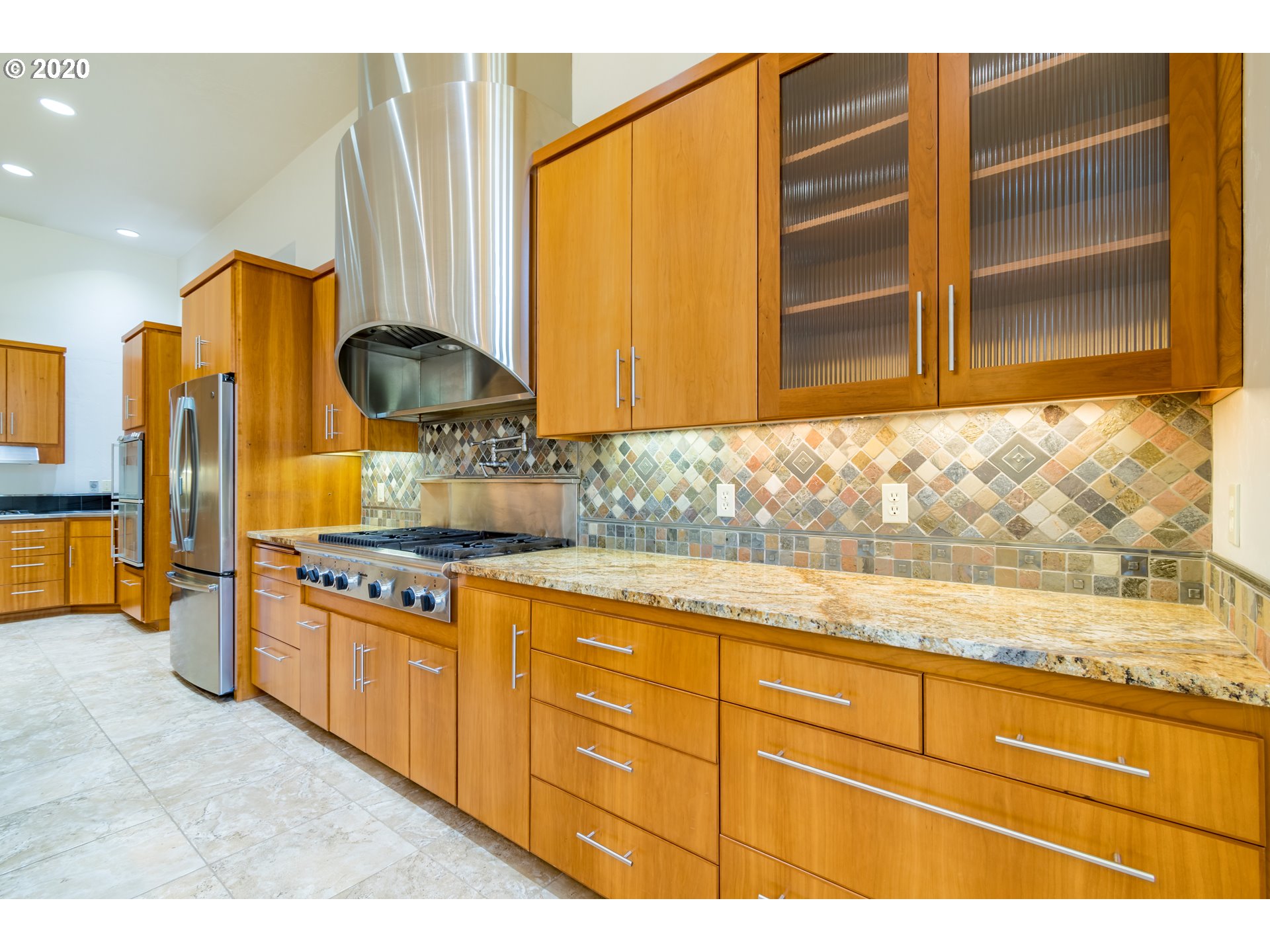 1950 Lakeview Drive Eugene, OR 97408 - Photo 13 of 32