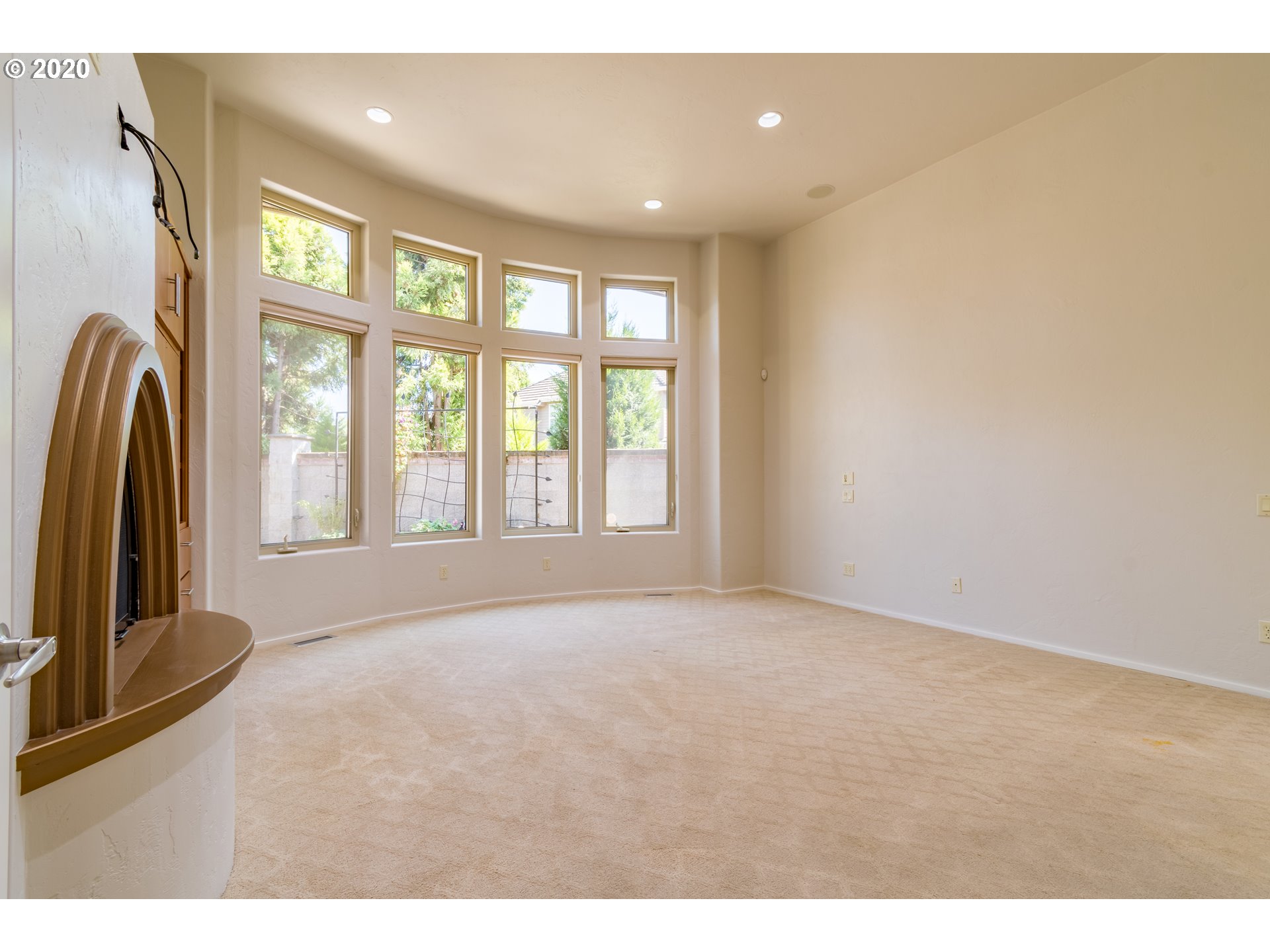 1950 Lakeview Drive Eugene, OR 97408 - Photo 17 of 32